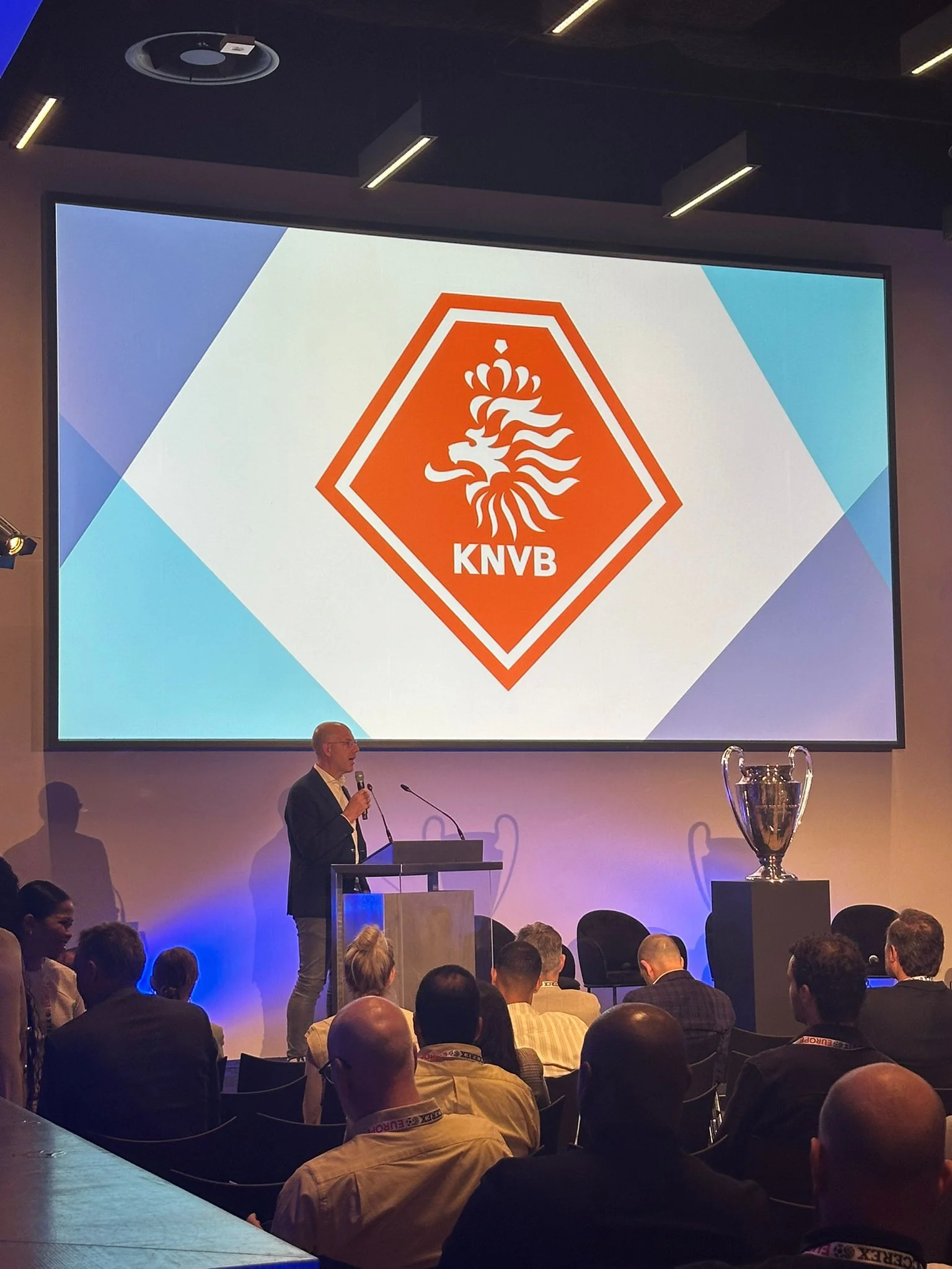 WhatsApp-Image-2025-01-29-at-15.37.44 WhatsApp-Image-2025-01-29-at-15.37.44